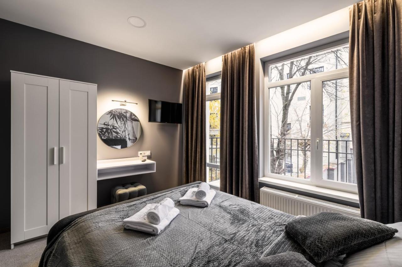 City Aparts Kulisha Str Lviv Exterior photo